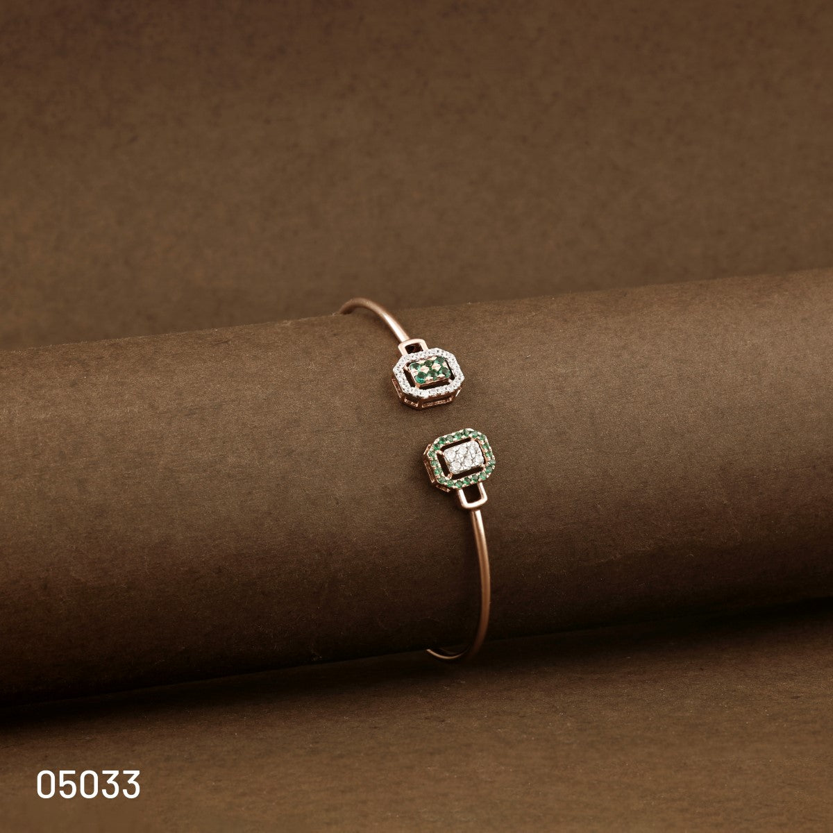 Emerald Halo Grace Bracelet